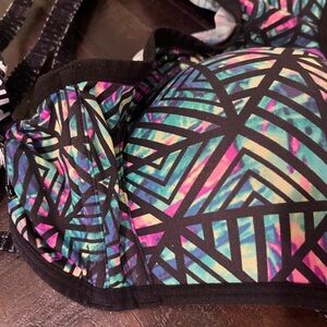 PINK Victoria's Secret Colorful Bralette Push Up Bra Medium Tropical wireless